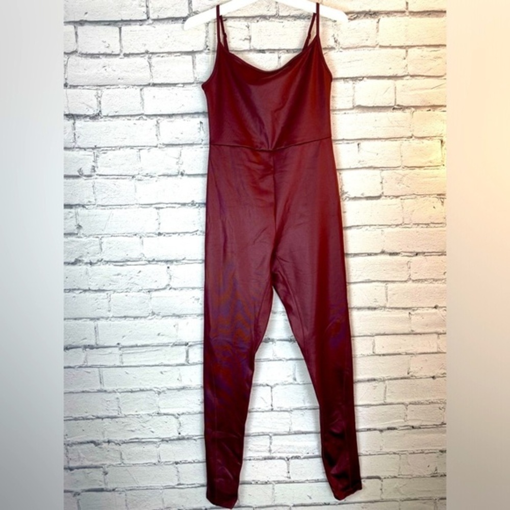 Wild Fable Sleeveless Tank Liquid Body Suit Burgundy size Small Bodysuit Onesie